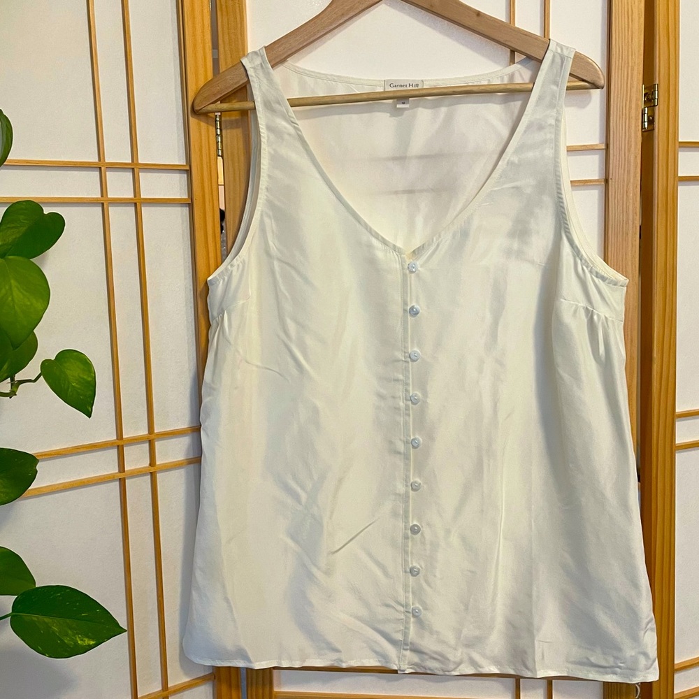 NWOT Silk V-Neck Sleeveless Blouse